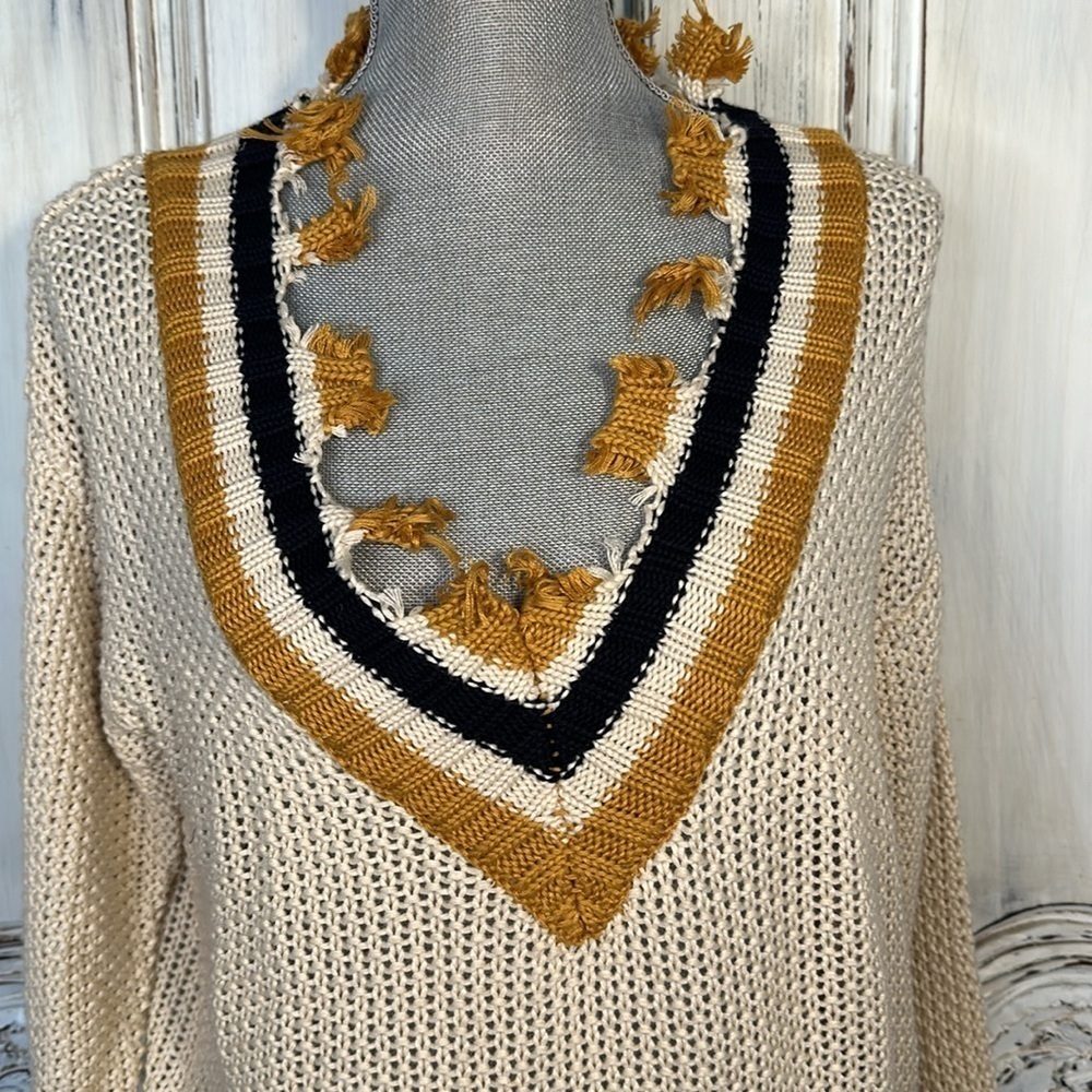 Elan Deep V Neck Distressed Preppy Open Knit Gold Black Cream Pullover Sweater - Picture 4 of 13